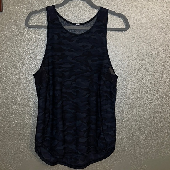 lululemon athletica Tops - Lululemon Tank top camo pattern.